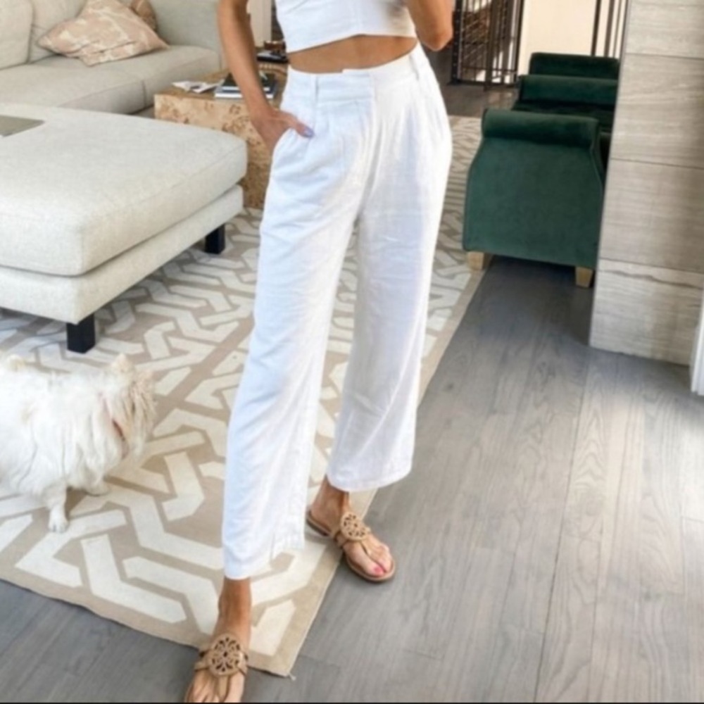 Abercrombie and Fitch Tailored Linen Blend White Pants size Xsmall SHORT length